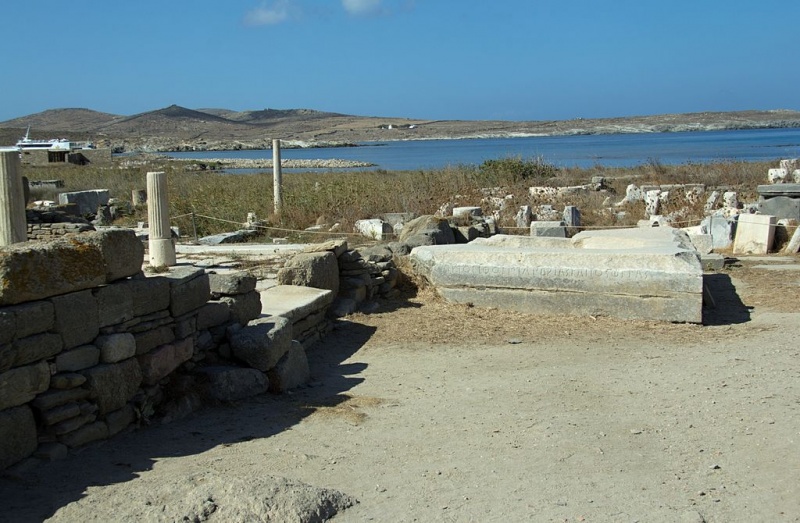 Soubor:Oikos Naxians base Colossus 30036.jpg