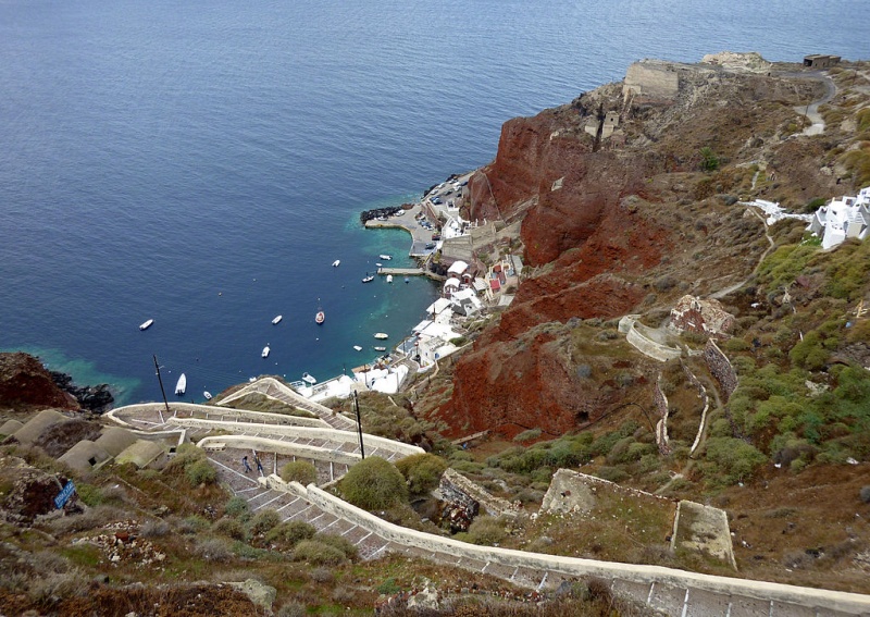 Soubor:Amoudi Bay, Santorini.jpg