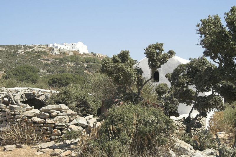 Soubor:From Lagada to Agios Theologos, Amorgos, 085038.jpg