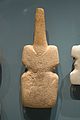 Violin-shaped Cycladic figurine, 3200–2800 BC, AshmoleanM, AE 174, 142397.jpg