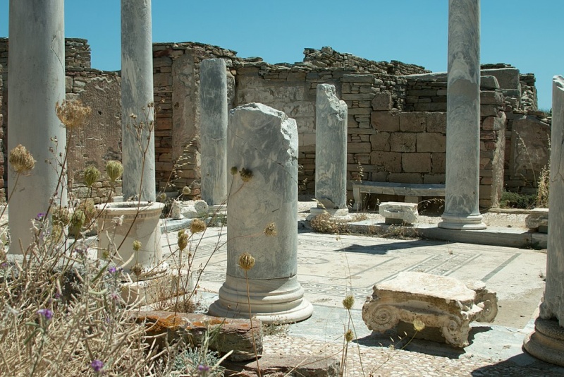 Soubor:1024px-House of the Lake, Delos, 177121.jpg