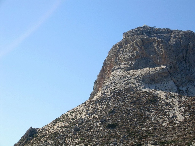 Soubor:Agios Ioanni over Filoti 1, 114995.jpg
