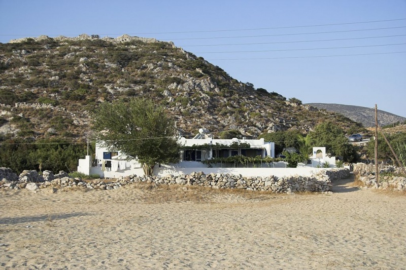 Soubor:Kastro Livadi Irakleia 084606.jpg