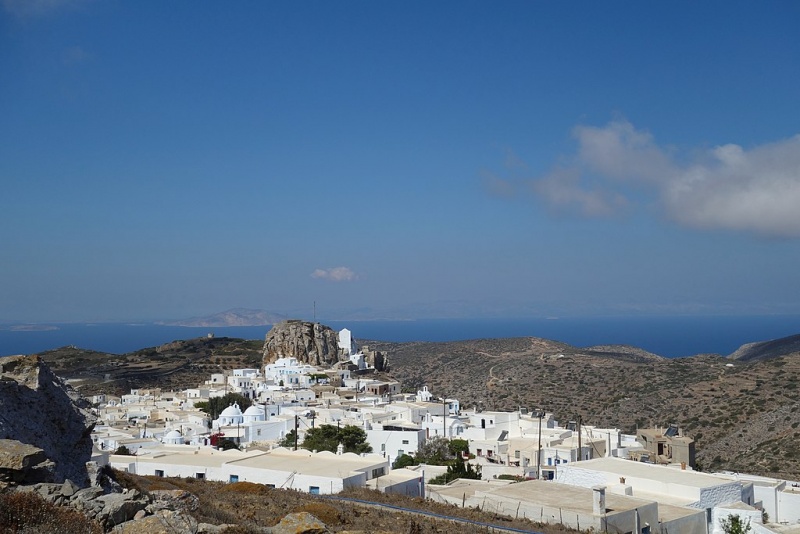 Soubor:Chora of Amorgos, 18M1465.jpg