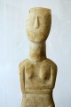 Cycladic figurine female 50 cm, Keros 2800-2300 BC, AM of Naxos, 143188.jpg