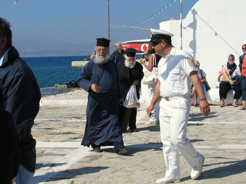Soubor:Celebration of Limenaki, Panagia Myrtidiotissa, Naxos, 114870.jpg