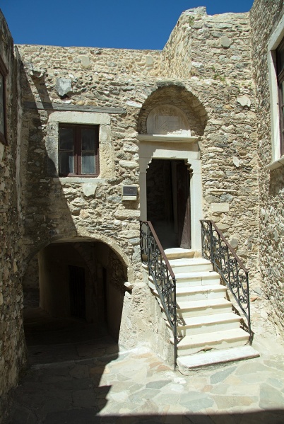 Soubor:Entrance to the Byzantine Museum Naxos, 143777.jpg
