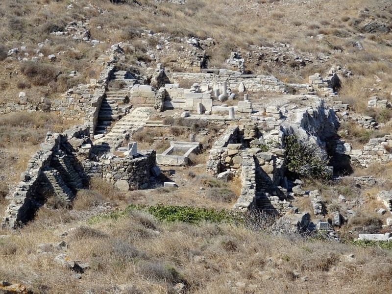 Soubor:Delos Samothrakeion 02.jpg