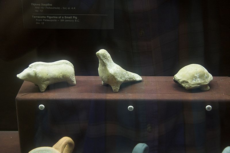 Soubor:Small terracotta animals 5th c BC AM Andros 090544.jpg