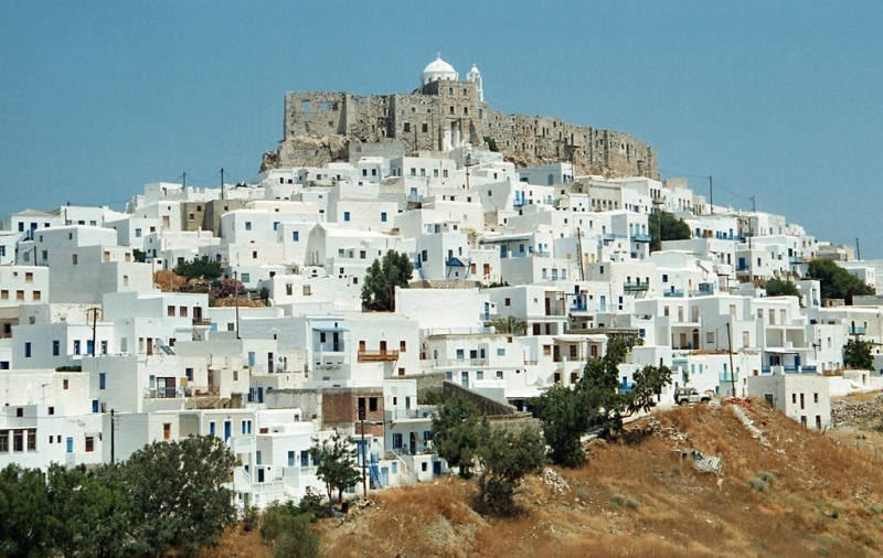 Soubor:Chora of Astypalaia, Asty03.jpg