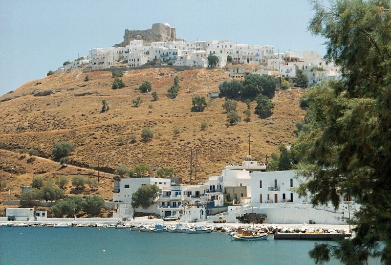 Soubor:Chora of Astypalaia, Asty02.jpg