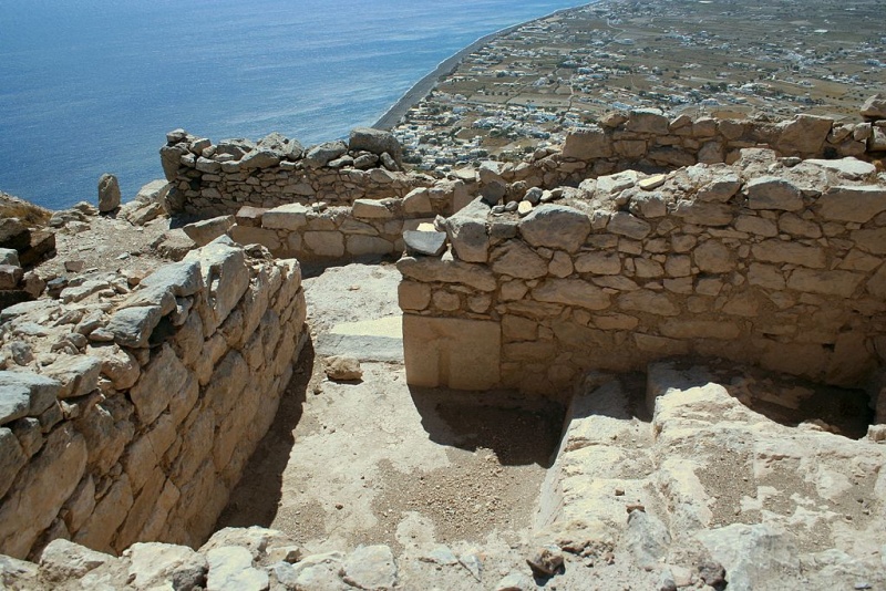 Soubor:Ancient Thera, 0503251.jpg