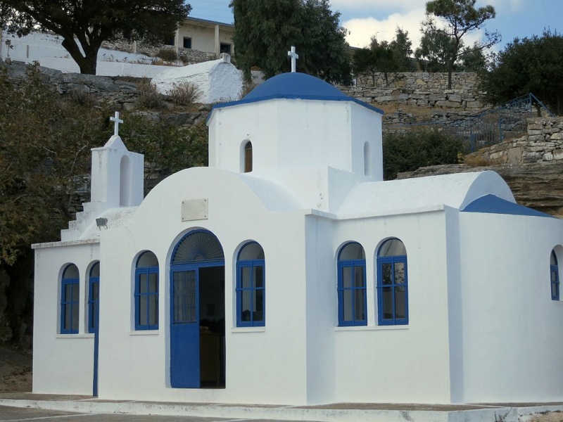 Soubor:Argokiliotissa Chapel with cave 13M360.jpg