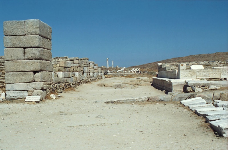 Soubor:Delo242.jpg
