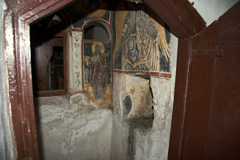 Soubor:Moni Agios Georgios Varsamitis oracle 091295.jpg