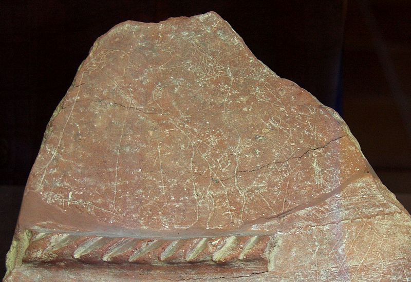 Soubor:Fragment pottery geometric engraving AM Andros 090520x.jpg