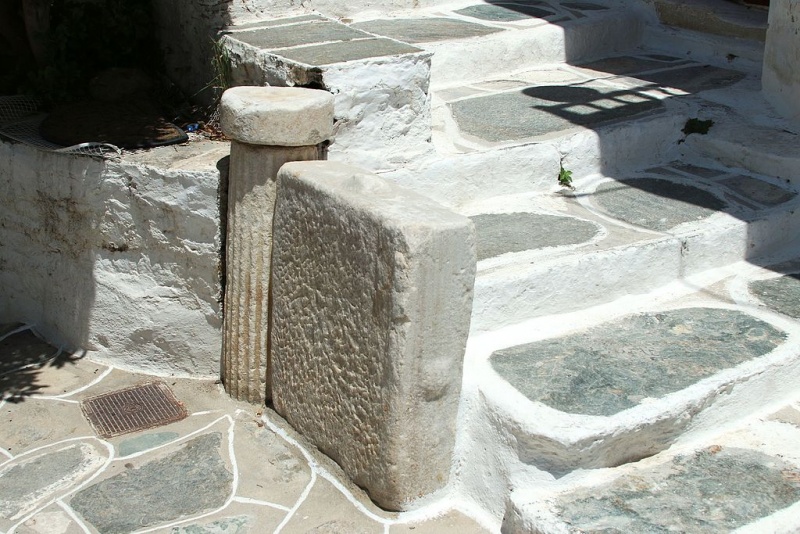 Soubor:Kastro of Sifnos, street, 153471.jpg
