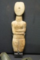 Cycladic figurine woman, marble, Spedos, 2700–2500 BC, BM, A18, 142699.jpg