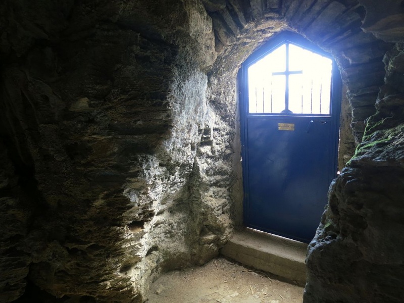 Soubor:Argokiliotissa Chapel with cave, The output, 13M377.jpg