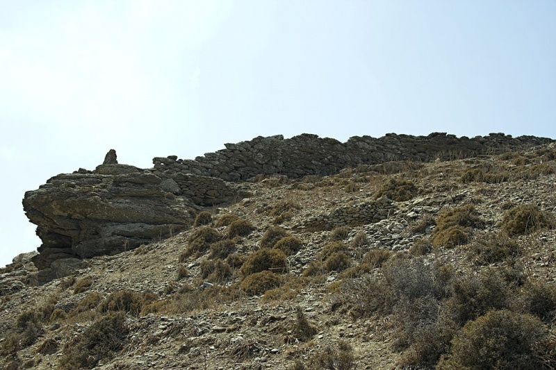 Soubor:Geometric Age wall at Minoa, Amorgos, 084969.jpg