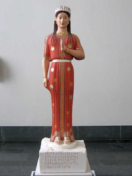 Soubor:Reconstruction of Kore Phrasikleia at Exhebition Bunte Götter in Berlin.jpg