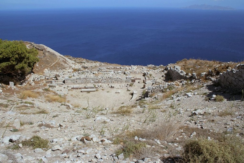 Soubor:Theatre, Doric Thera, 0503242.jpg