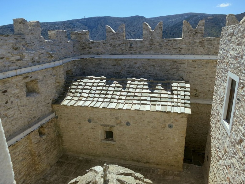 Soubor:Moni Fotodotis Naxos 10-15 c AD 13M560.jpg
