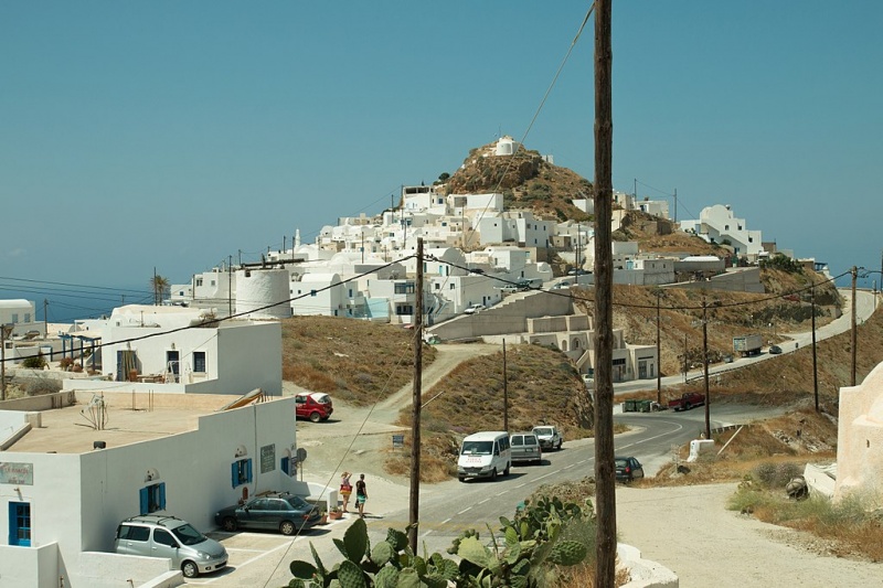 Soubor:1024px-Chora of Anafi, 176423.jpg