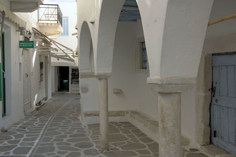 Soubor:Parikia on Paros, a house, 075867.jpg